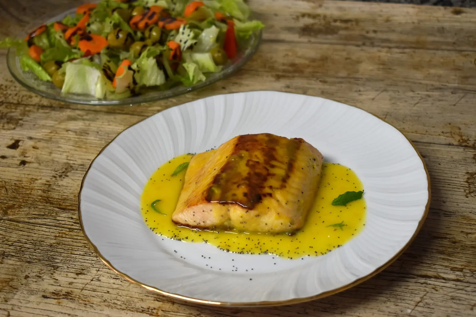 Salmón en salsa de naranja